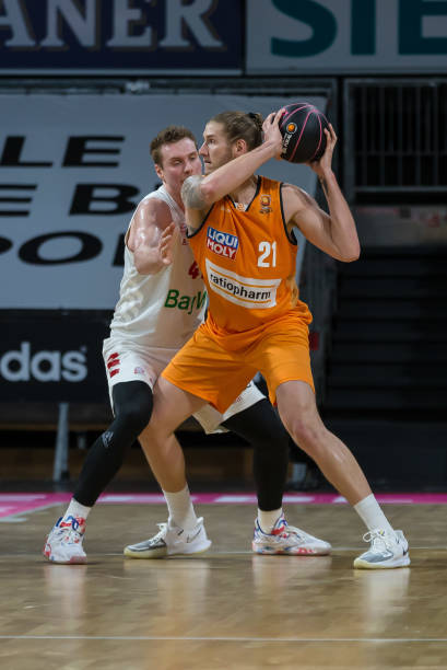 他显然意识 他显然意识